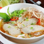 Đặc sản Hội An( Quảng Nam): Bánh canh hải sản