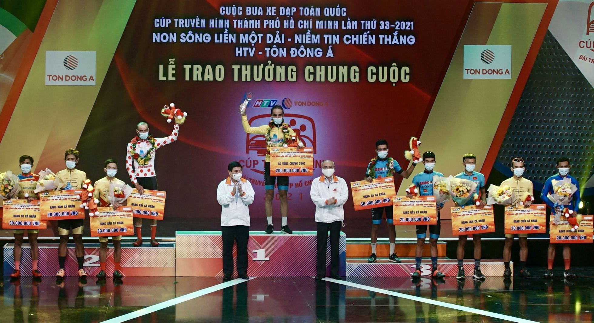 Cựu tuyển thủ U23 Pháp giành Áo Vàng chung cuộc giải xuyên Việt