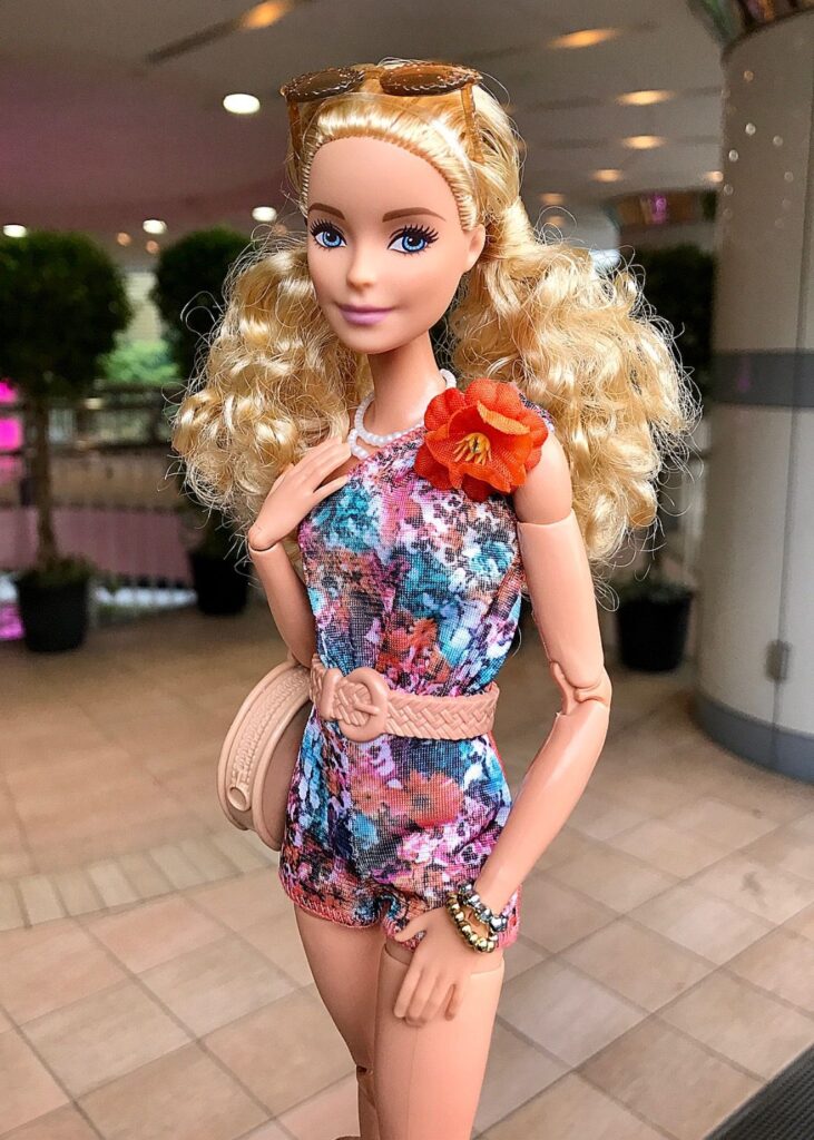 Barbie giờ đây có show thiết kế thời trang riêng hứa hẹn nhiều sự đột phá