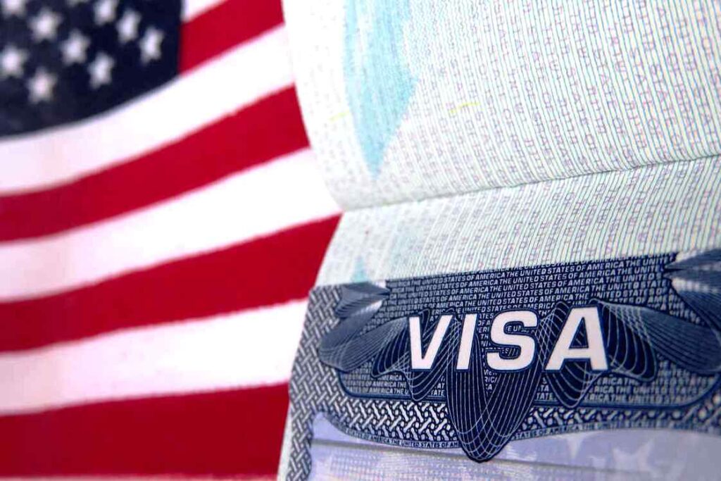 Visa đi Mỹ của bạn bị từ chối vì những lý do gì?